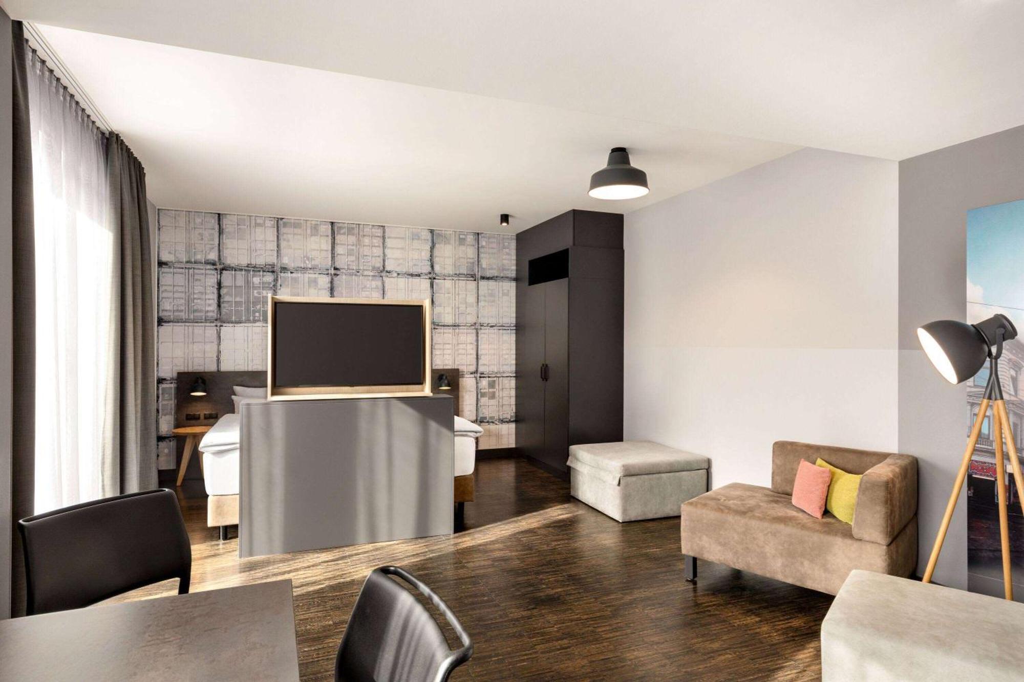 Vienna House Easy By Wyndham Bremen City Apartments Exterior photo